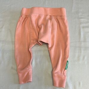 Parade - Canadian LIKE NEW organic Pink Elastic Waist Joggers with Fitted Cuffs